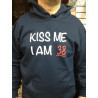 Printernet Sudadera Kiss me Ideal para Grupos de Escuela o Equipos o Familia